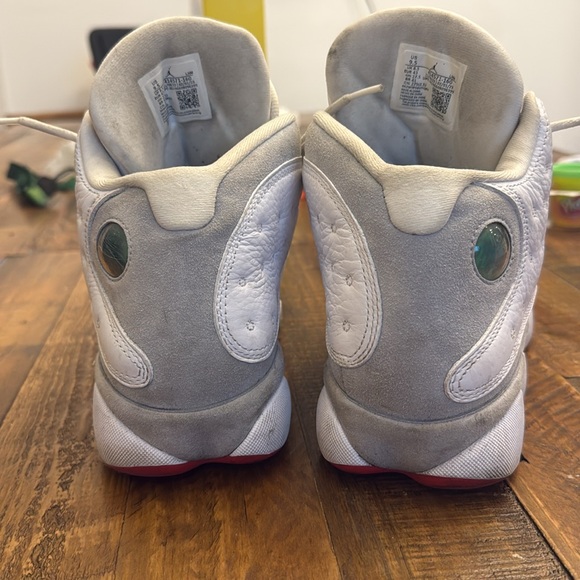 Jordan 13 - Picture 6 of 9